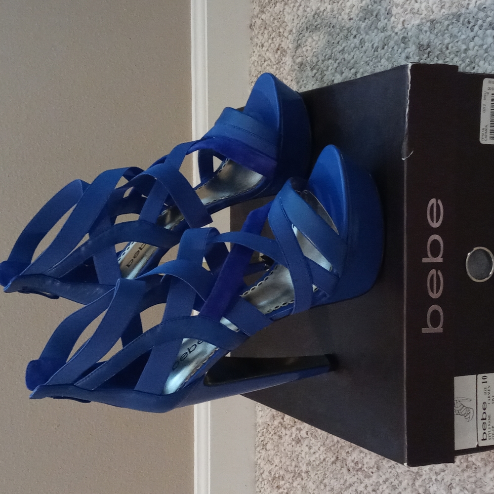 BEBE Carmen Blue New Heels size 10